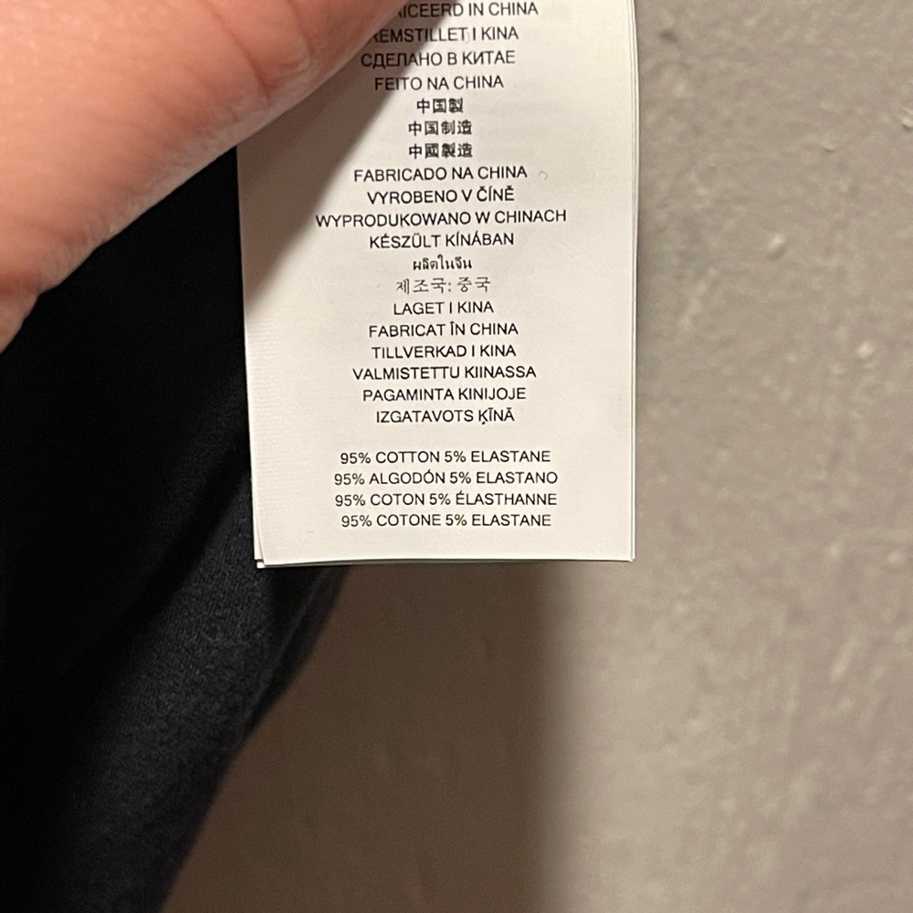 {MICHAEL KORS}NWOT•SIDE RUCHED DETAIL TOP - Picture 5 of 6